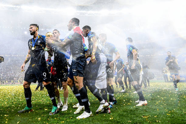 无私的信任 无私的信任