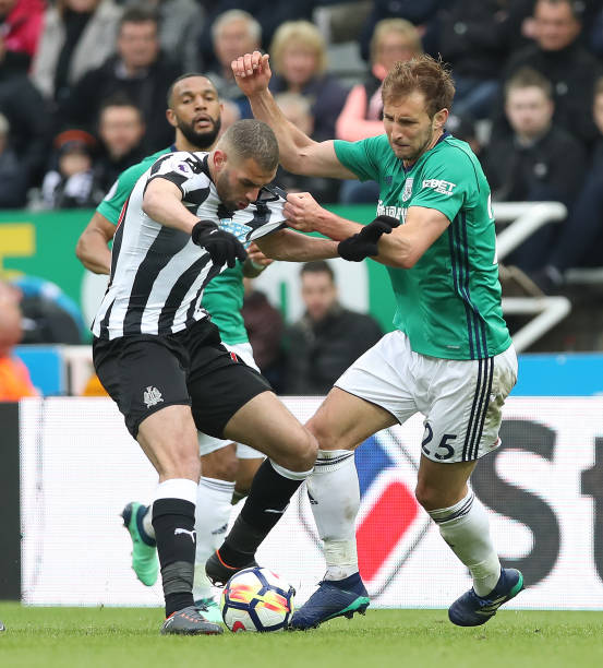 示出伤病对 示出伤病对