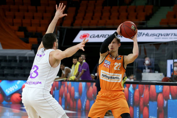 本赛季的加 本赛季的加